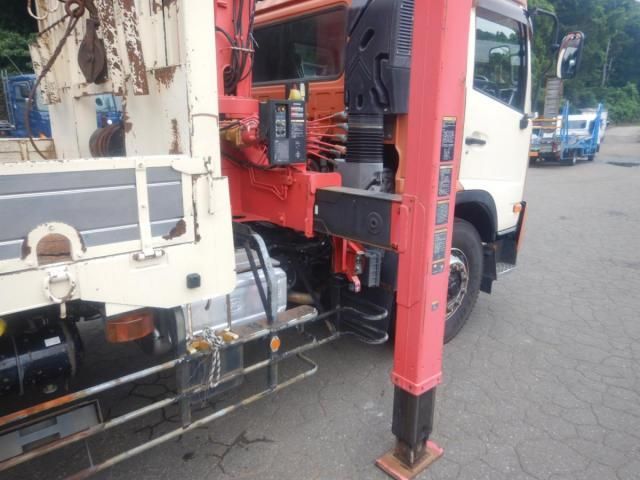 Nissan CONDOR 2013-07 8186346-26