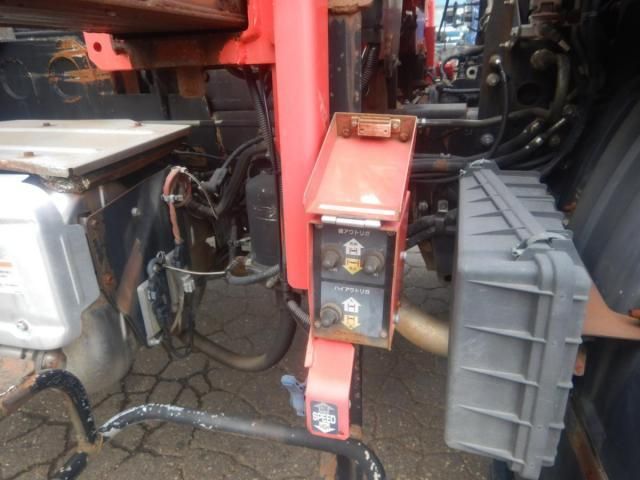 Nissan CONDOR 2013-07 8186346-28