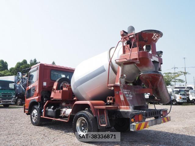 Nissan CONDOR 2016-01 8229288-2