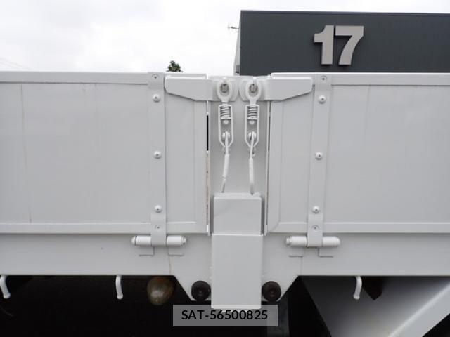 Nissan CONDOR 2016-05 8244850-26