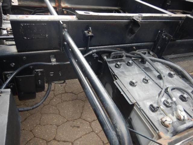 Nissan CONDOR 2001-03 8311068-20