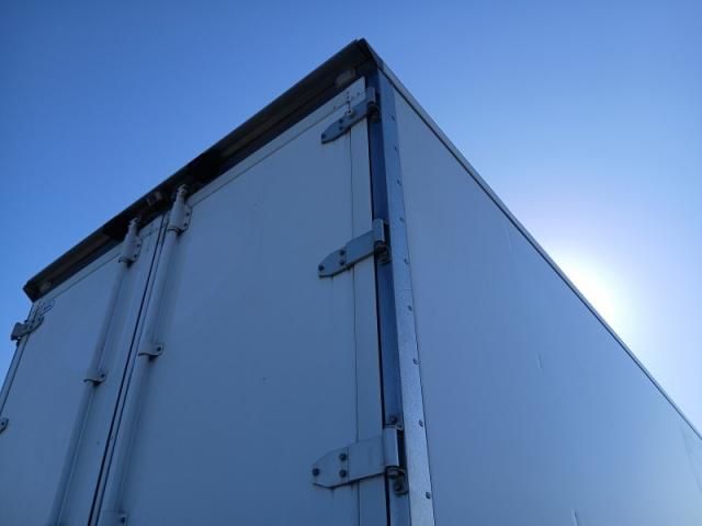 Nissan CONDOR 2014-01 8331863-11