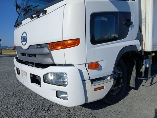 Nissan CONDOR 2014-01 8331863-12