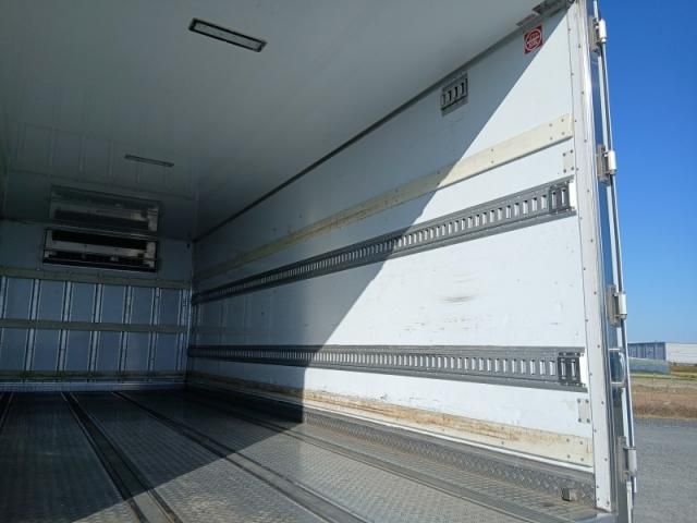 Nissan CONDOR 2014-01 8331863-24