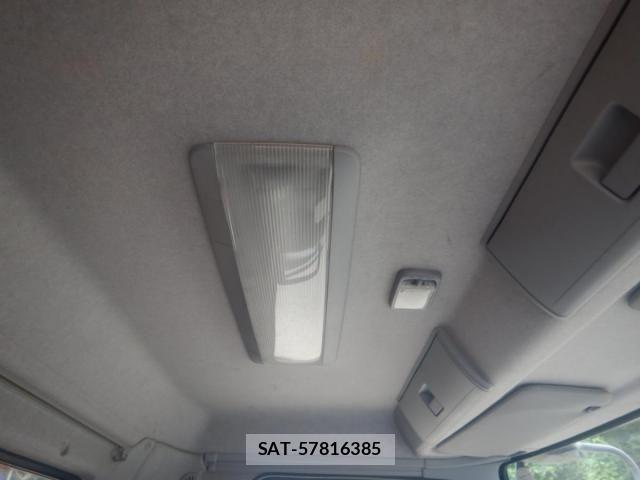 Nissan CONDOR 2013-09 8354158-16