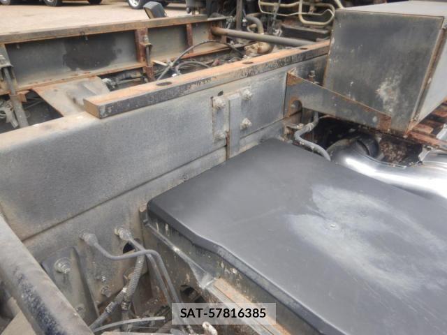 Nissan CONDOR 2013-09 8354158-25