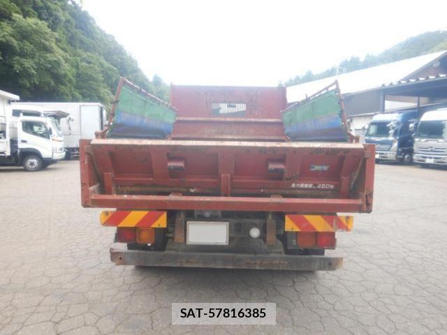 Nissan CONDOR 2013-09 8354158-5