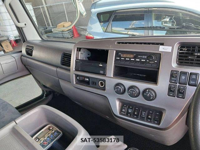 Nissan CONDOR 2012-03 8371525-1