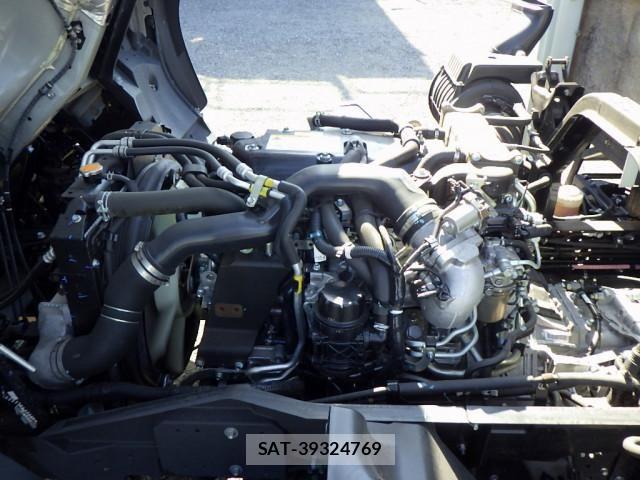 Nissan CONDOR 2024-06 8524076-22