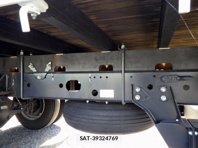 Nissan CONDOR 2024-06 8524076-27
