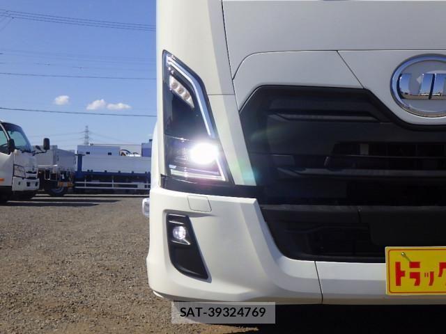 Nissan CONDOR 2024-06 8524076-2