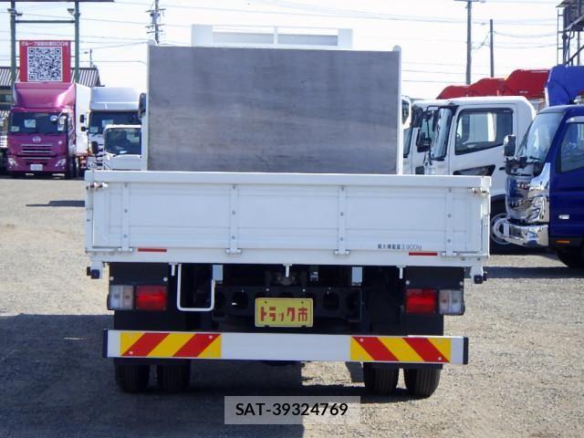 Nissan CONDOR 2024-06 8524076-5