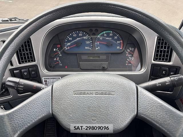 Nissan CONDOR 2005-09 8626181-11
