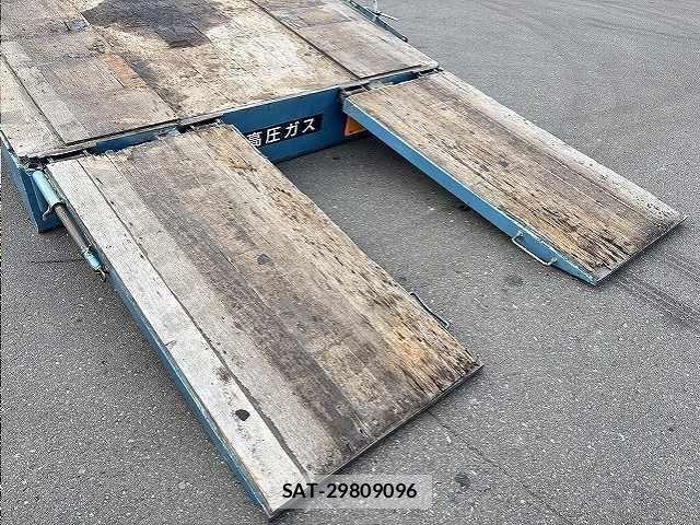 Nissan CONDOR 2005-09 8626181-7