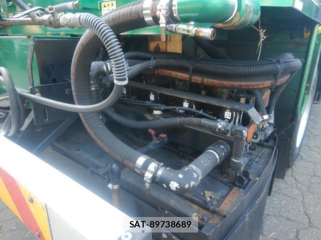Nissan CONDOR 2018-08 8626179-21