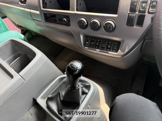 Nissan CONDOR 2014-01 8626180-5