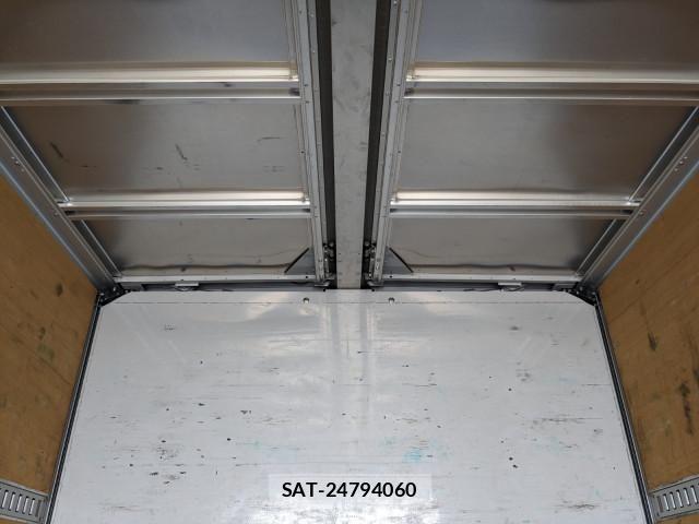 Nissan CONDOR 2019-07 8658452-14