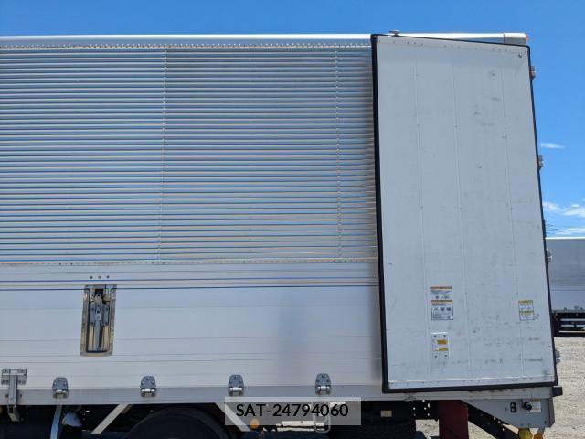 Nissan CONDOR 2019-07 8658452-19