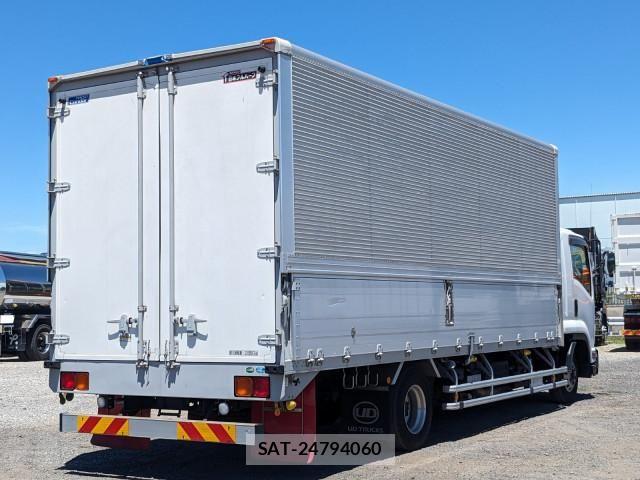 Nissan CONDOR 2019-07 8658452-4