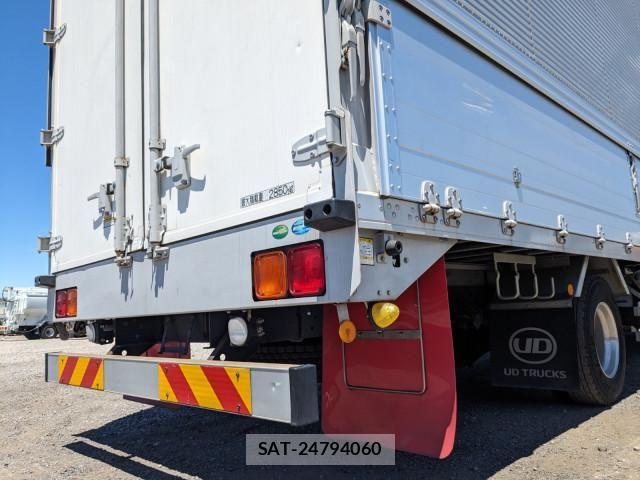 Nissan CONDOR 2019-07 8658452-6