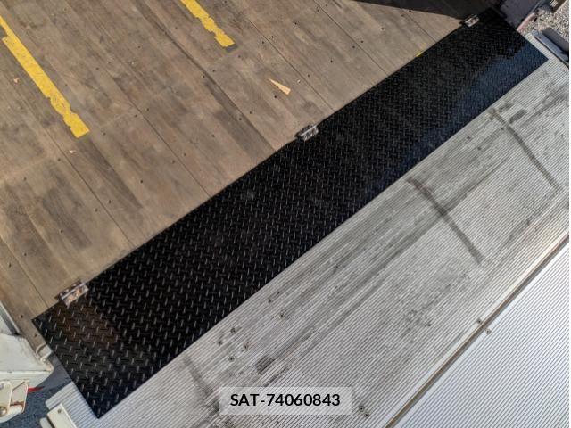 Nissan CONDOR 2021-06 8658447-14