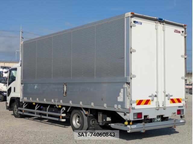 Nissan CONDOR 2021-06 8658447-4