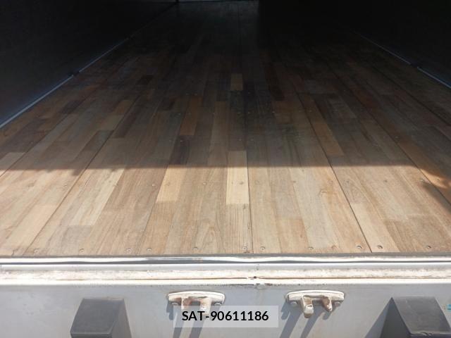 Nissan CONDOR 2015-04 8658451-9