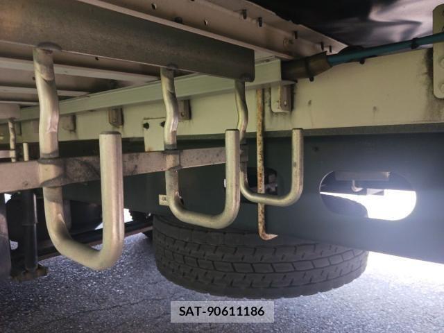 Nissan CONDOR 2015-04 8658451-13