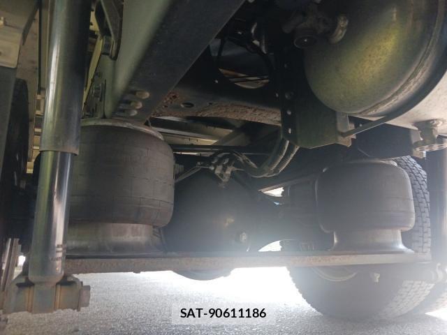 Nissan CONDOR 2015-04 8658451-14