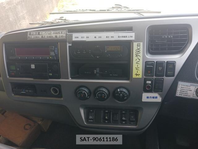 Nissan CONDOR 2015-04 8658451-29