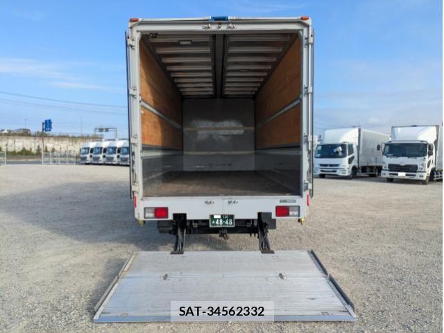 Nissan CONDOR 2021-06 8658448-9