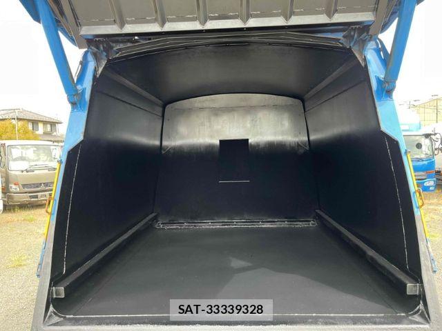 Nissan CONDOR 2016-03 8741210-11