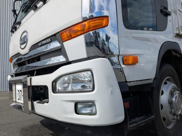 Nissan CONDOR 2015-04 8770623-27