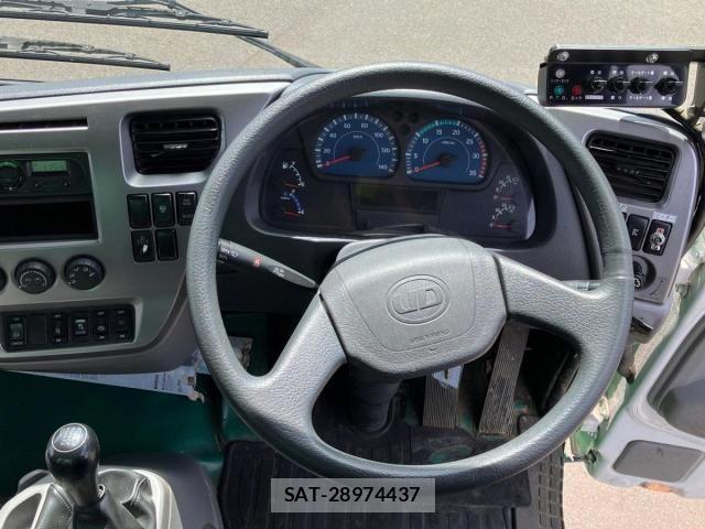 Nissan CONDOR 2015-09 8795514-17