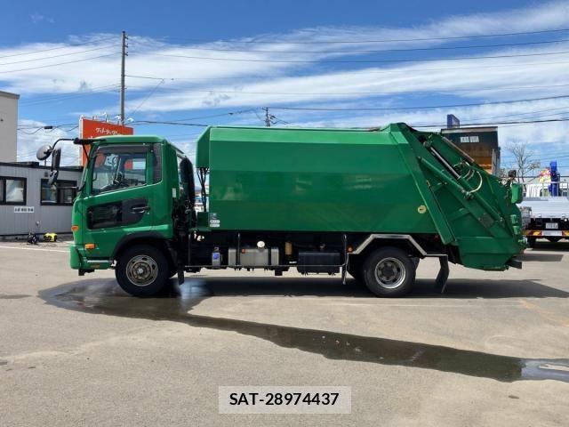 Nissan CONDOR 2015-09 8795514-4