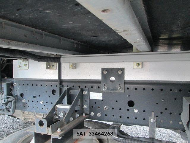 Nissan CONDOR 2019-08 8848481-22