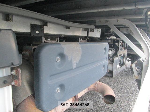 Nissan CONDOR 2019-08 8848481-26