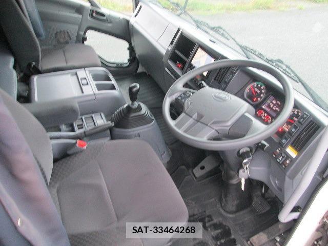 Nissan CONDOR 2019-08 8848481-27