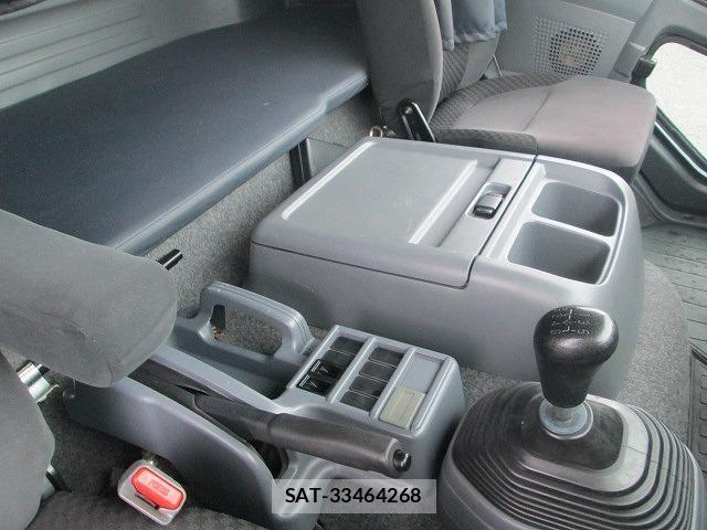 Nissan CONDOR 2019-08 8848481-28