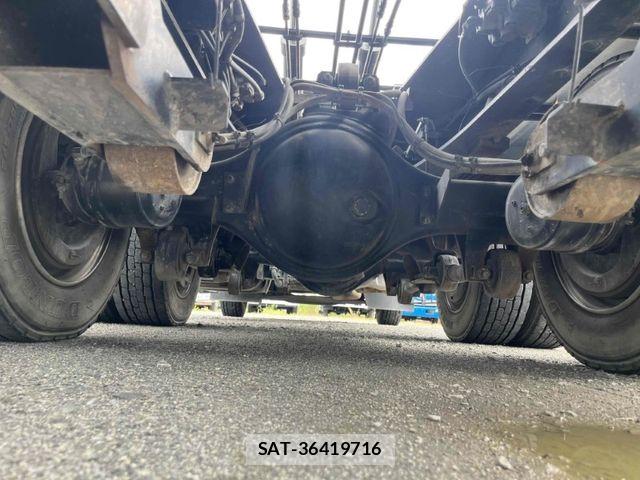Nissan CONDOR 2017-08 8870657-27