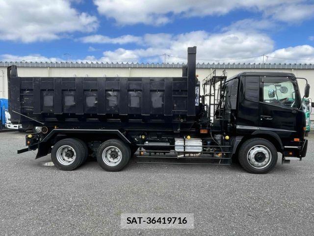 Nissan CONDOR 2017-08 8870657-2