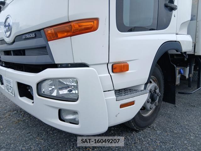 Nissan CONDOR 2015-01 8870659-24