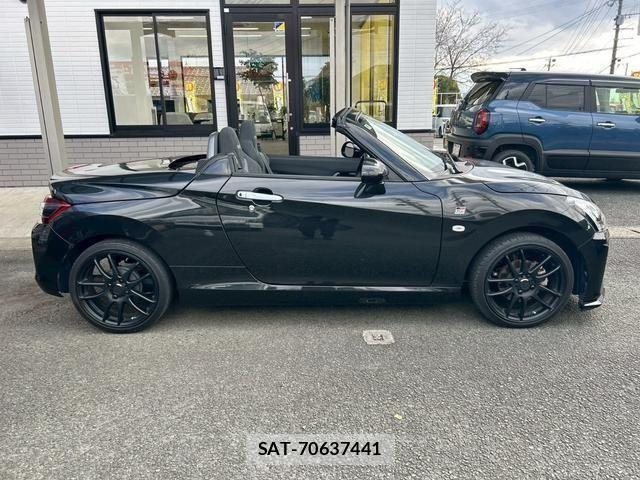 Toyota Copen 2022-04 1658701-3