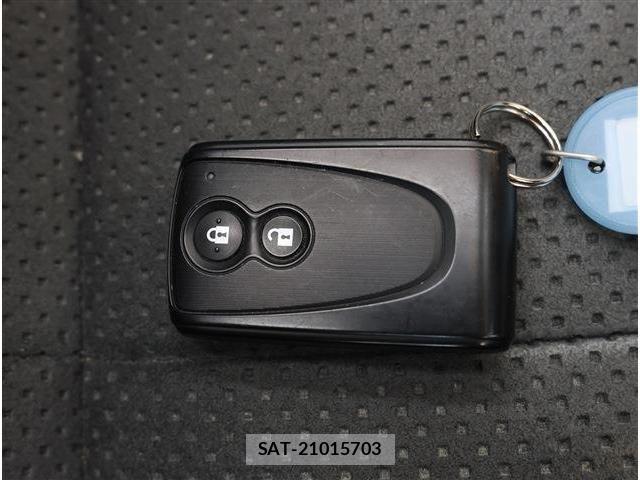 Toyota Copen 2023-10 3663508-16