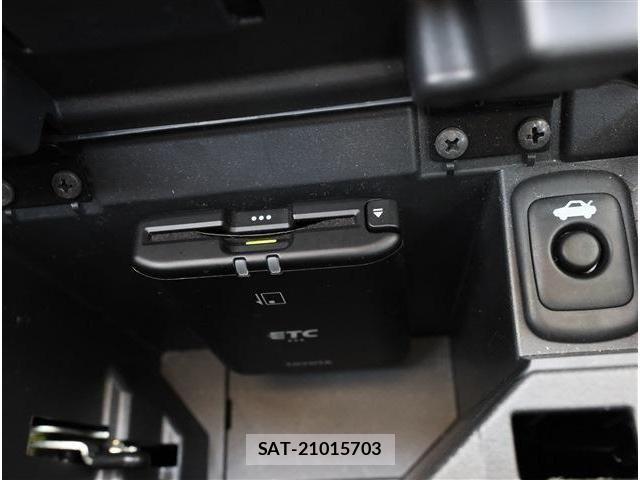 Toyota Copen 2023-10 3663508-3
