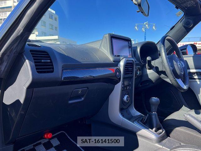 Daihatsu COPEN 2017-05 5862593-18