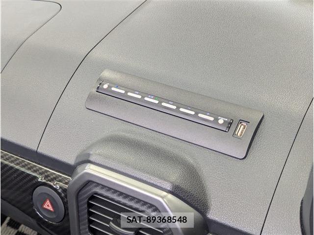 Daihatsu COPEN 2018-08 6690950-12