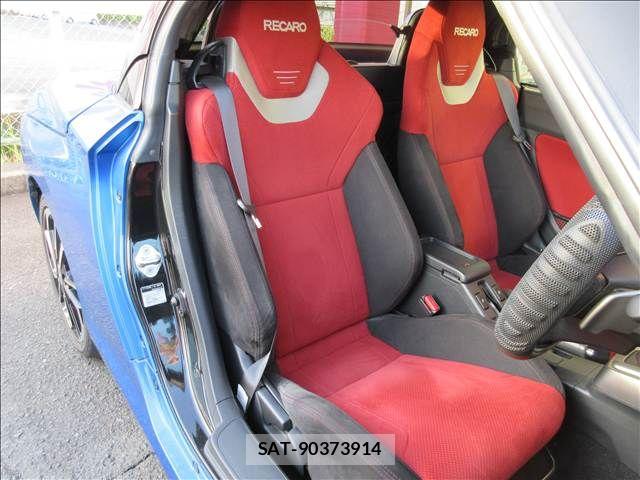 Daihatsu COPEN 2020-01 7216204-19