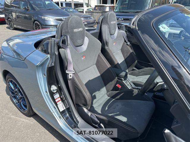 Daihatsu COPEN 2020-02 7216202-7