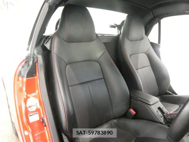 Daihatsu COPEN 2010-09 7391643-15